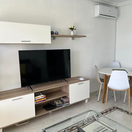 Apartamento Beautiful Sea View Close To With Pool Torrevieja